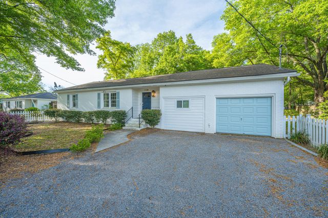 1128 Carter Avenue, Mount Pleasant, SC 29464