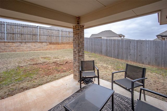 209 Mountain Laurel Way, Noble, OK 73068