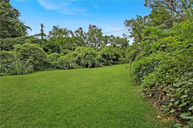 1802 Bird Terrace, Harrisonville, MO 64701