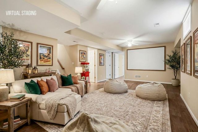 811 Stratford Drive, Raymore, MO 64083