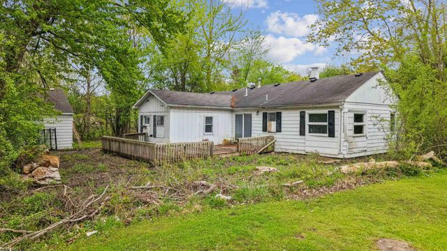2071 Beyer Lane, Sterling Heights, MI 48314