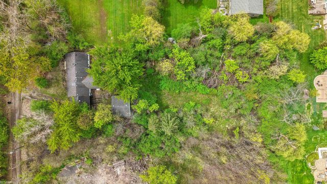 2071 Beyer Lane, Sterling Heights, MI 48314