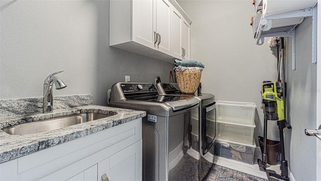 3408 W DEWEY STREET, Tampa, FL 33607