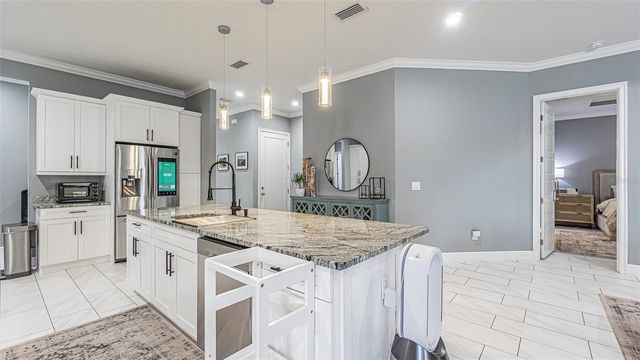 3408 W DEWEY STREET, Tampa, FL 33607