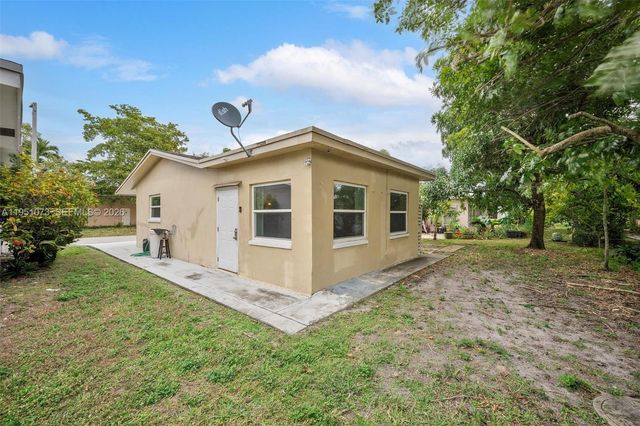 4714 NW 50th Ct, Tamarac, FL 33319