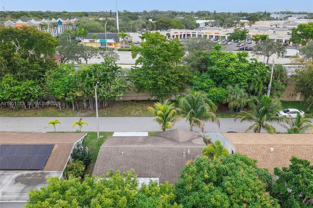 4714 NW 50th Ct, Tamarac, FL 33319