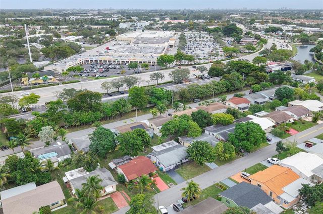 4714 NW 50th Ct, Tamarac, FL 33319