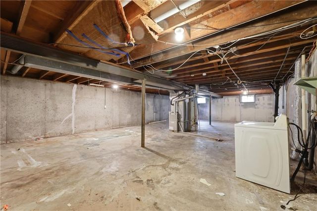 10504 Corrington Avenue, Kansas City, MO 64134