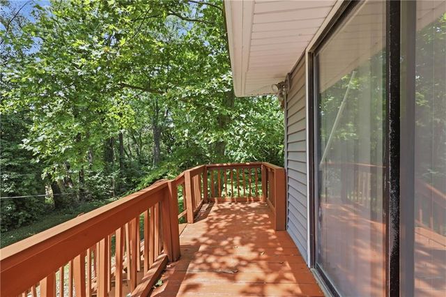 10504 Corrington Avenue, Kansas City, MO 64134