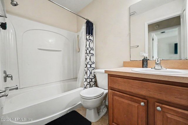 1607 BISCAYNE BAY Drive, Jacksonville, FL 32218