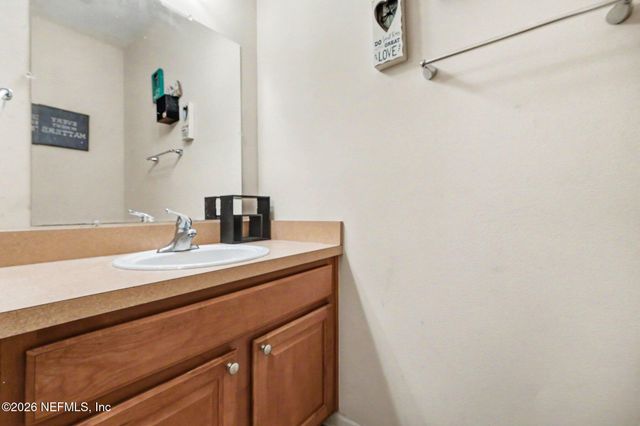 1607 BISCAYNE BAY Drive, Jacksonville, FL 32218