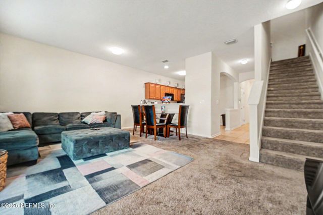 1607 BISCAYNE BAY Drive, Jacksonville, FL 32218