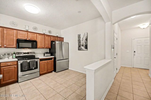 1607 BISCAYNE BAY Drive, Jacksonville, FL 32218