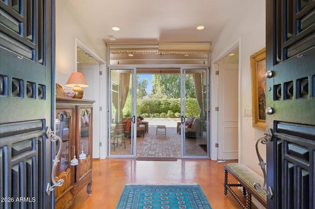 5652 N SCOTTSDALE Road, Paradise Valley, AZ 85253