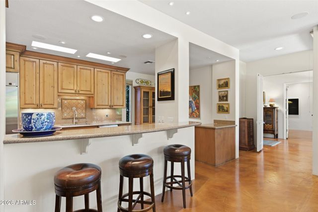 5652 N SCOTTSDALE Road, Paradise Valley, AZ 85253