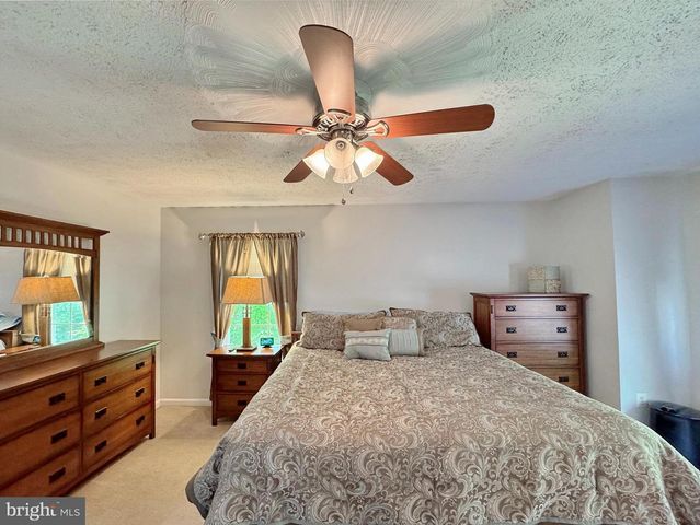 7124 JULIETTE LOW LN, Hughesville, MD 20637