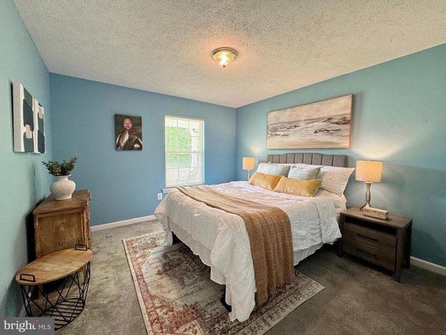 7124 JULIETTE LOW LN, Hughesville, MD 20637