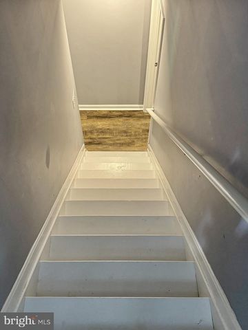 7124 JULIETTE LOW LN, Hughesville, MD 20637