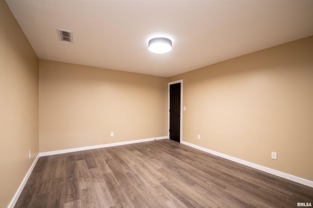 4502 NW SCENIC Drive, Peoria, IL 61615