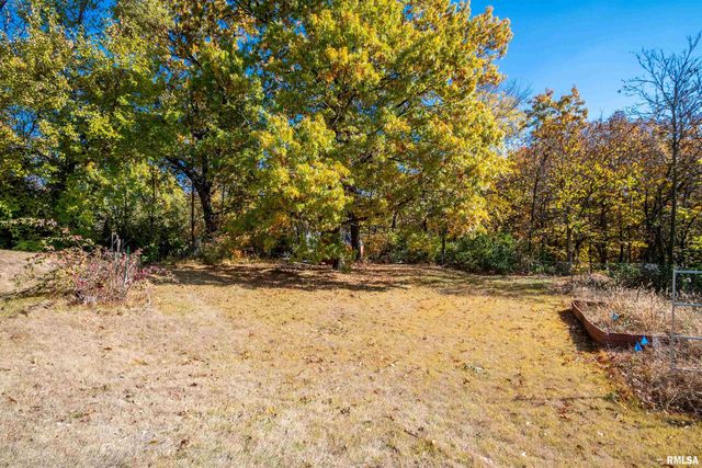 4502 NW SCENIC Drive, Peoria, IL 61615