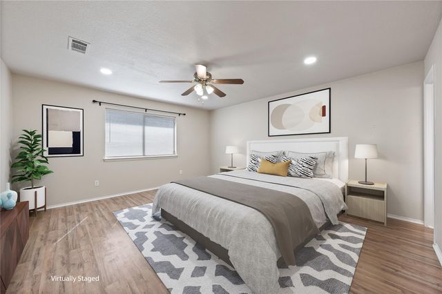 210 Mesquite CIR, Copperas Cove, TX 76522