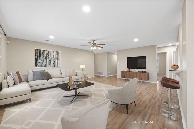 210 Mesquite CIR, Copperas Cove, TX 76522