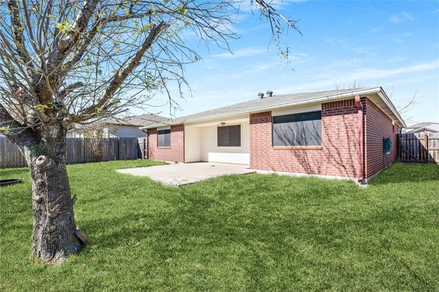 210 Mesquite CIR, Copperas Cove, TX 76522