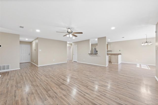 210 Mesquite CIR, Copperas Cove, TX 76522