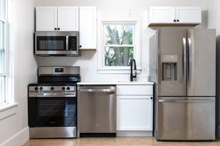 5 Stoneland Rd 2, Worcester, MA 01603