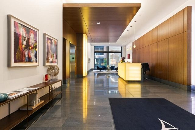 530 Atlantic Ave 702, Boston, MA 02210