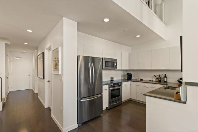 530 Atlantic Ave 702, Boston, MA 02210