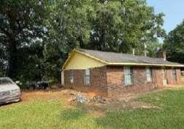 172 Conner St, Tyler, AL 36785