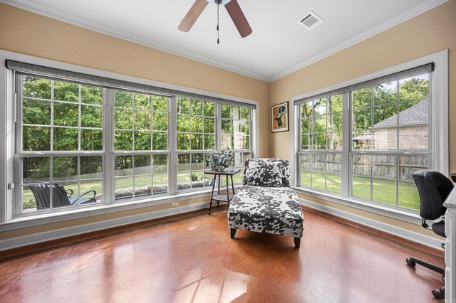 212 Seminole Ln Lane, Maumelle, AR 72113
