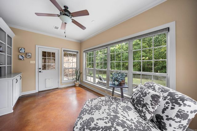 212 Seminole Ln Lane, Maumelle, AR 72113