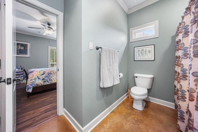 212 Seminole Ln Lane, Maumelle, AR 72113