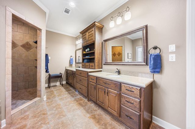 212 Seminole Ln Lane, Maumelle, AR 72113