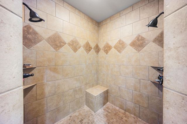 212 Seminole Ln Lane, Maumelle, AR 72113