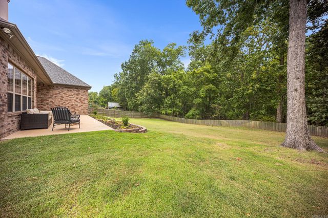 212 Seminole Ln Lane, Maumelle, AR 72113