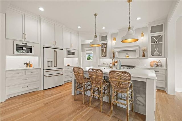11621 S Mize Road, Olathe, KS 66061