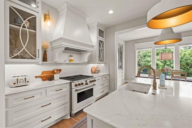 11621 S Mize Road, Olathe, KS 66061