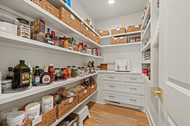 11621 S Mize Road, Olathe, KS 66061