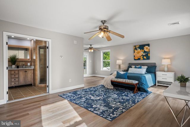 707 LINDA AVE, Blackwood, NJ 08012