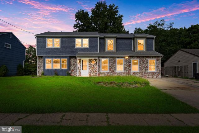 707 LINDA AVE, Blackwood, NJ 08012