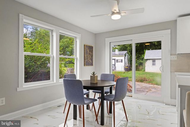 707 LINDA AVE, Blackwood, NJ 08012
