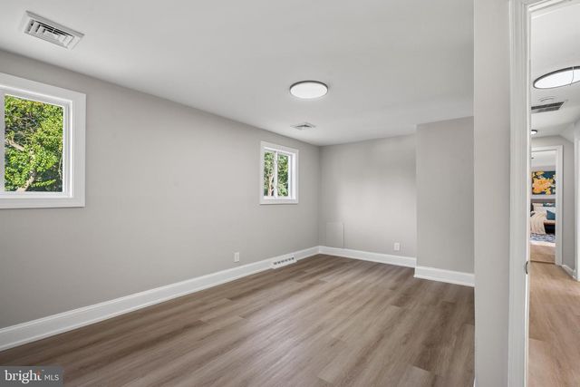 707 LINDA AVE, Blackwood, NJ 08012