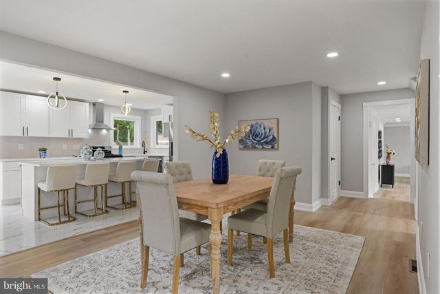 707 LINDA AVE, Blackwood, NJ 08012