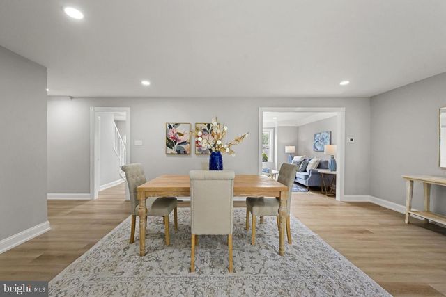 707 LINDA AVE, Blackwood, NJ 08012