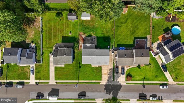 707 LINDA AVE, Blackwood, NJ 08012