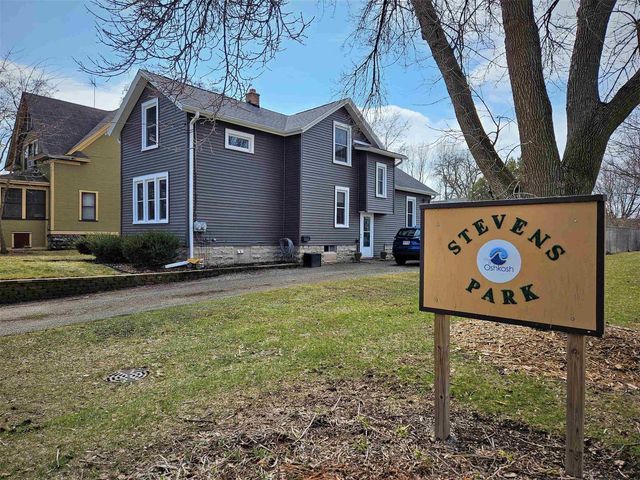 45 EVELINE STREET, Oshkosh, WI 54901
