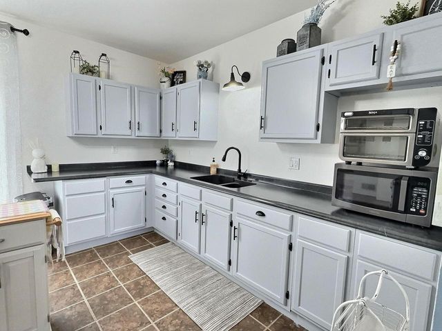 45 EVELINE STREET, Oshkosh, WI 54901